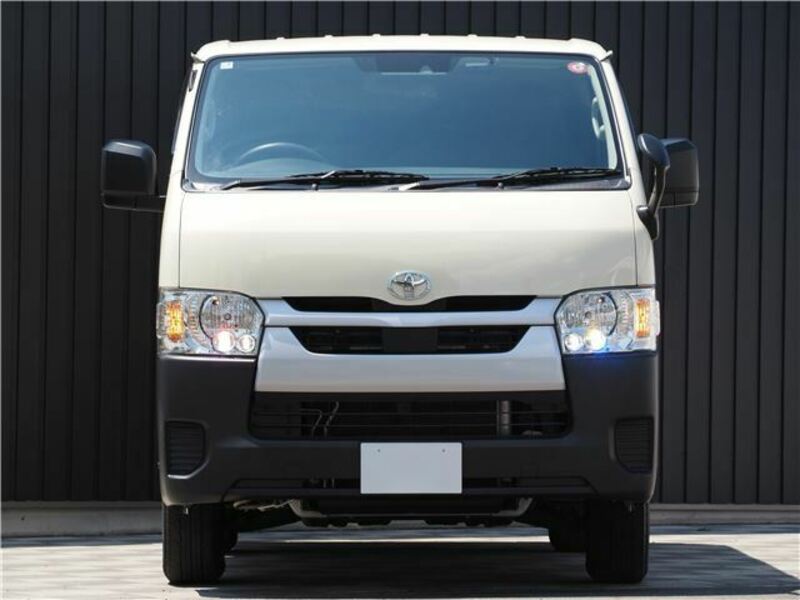 HIACE VAN-12