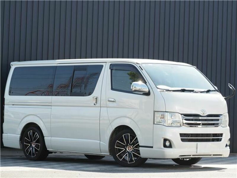 HIACE VAN