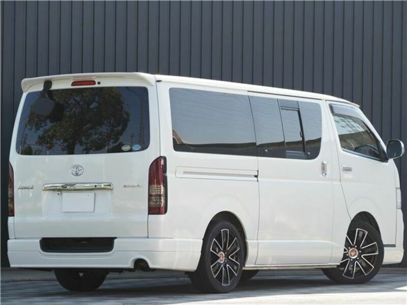 HIACE VAN-14