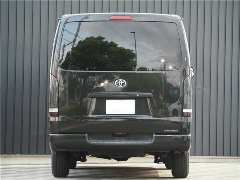 HIACE VAN-10