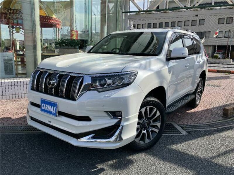 TOYOTA　LAND CRUISER PRADO