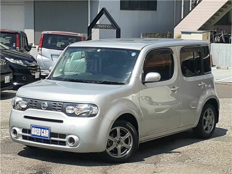 NISSAN　CUBE