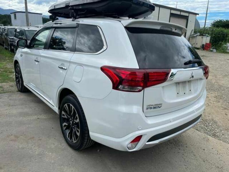 OUTLANDER PHEV