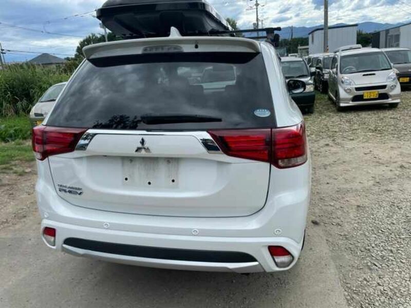 OUTLANDER PHEV