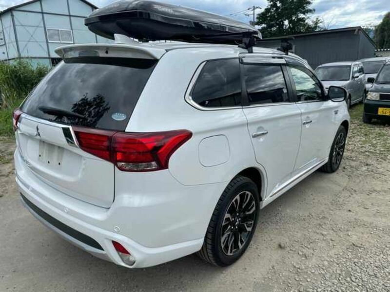 OUTLANDER PHEV