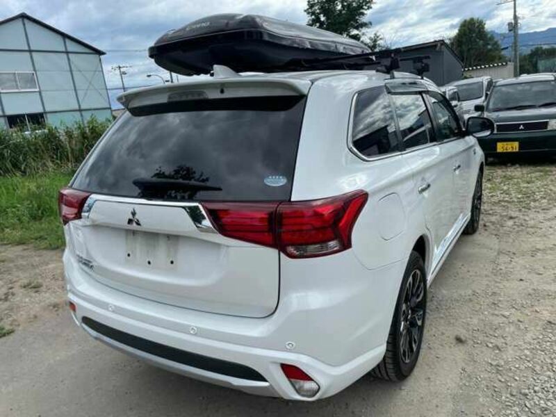 OUTLANDER PHEV