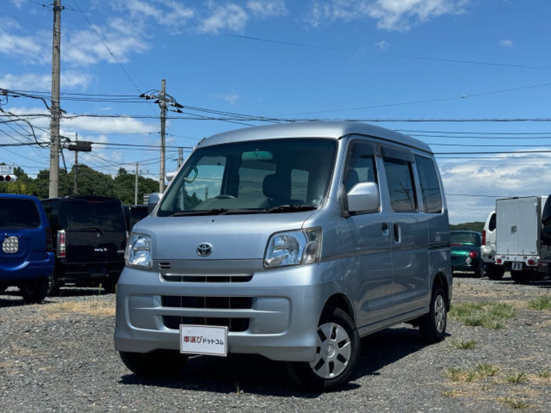 TOYOTA PIXIS VAN