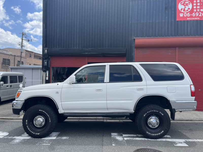 HILUX SURF