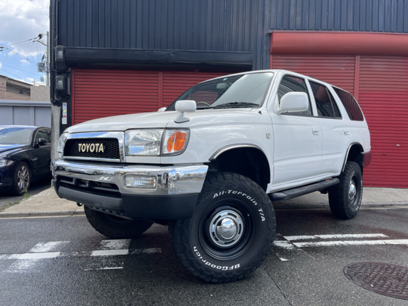 TOYOTA　HILUX SURF