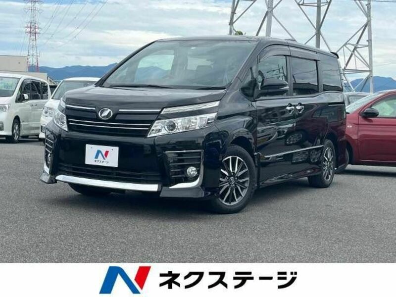 TOYOTA　VOXY