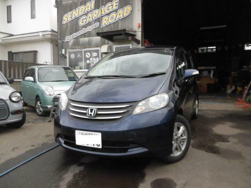 HONDA　FREED