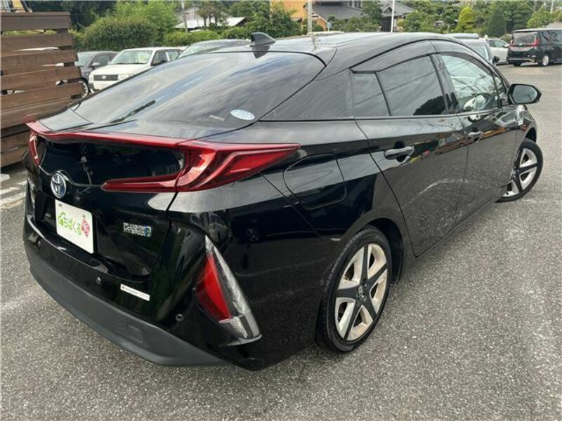 PRIUS PHV