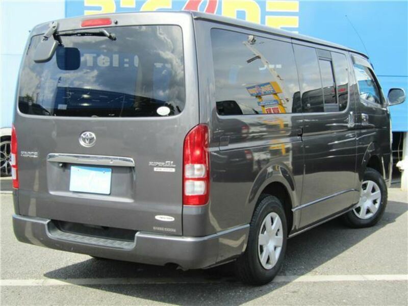 HIACE VAN-1