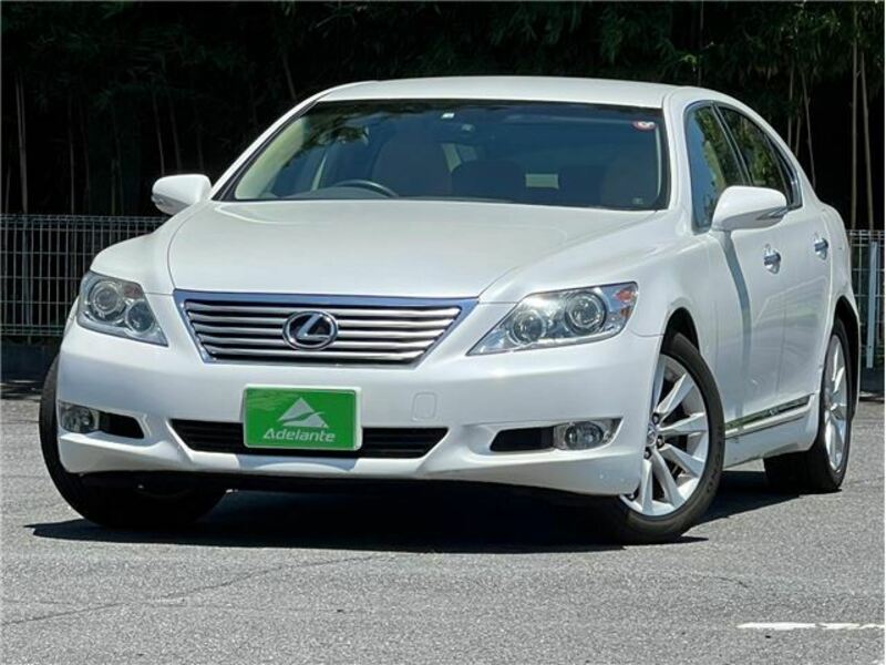 LEXUS　LS