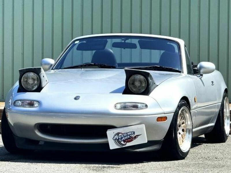 EUNOS ROADSTER