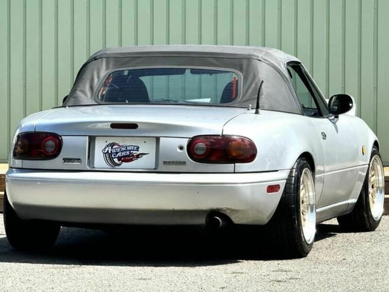 EUNOS ROADSTER-1