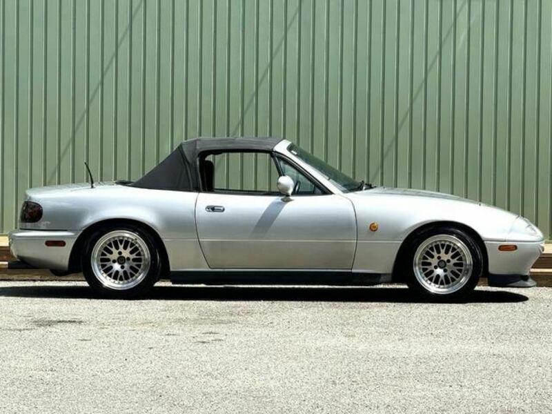 EUNOS ROADSTER-10