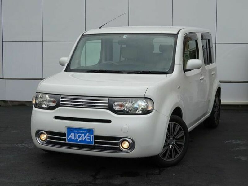 NISSAN　CUBE