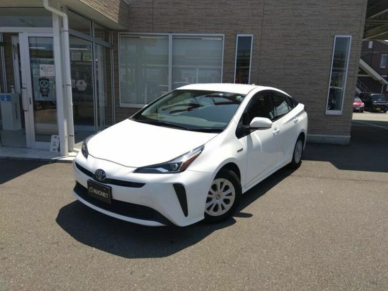 TOYOTA　PRIUS