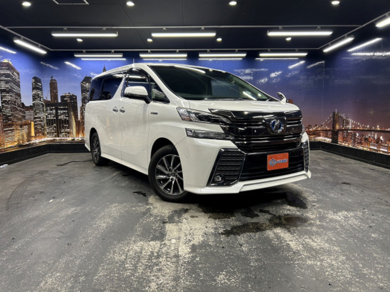 TOYOTA　VELLFIRE