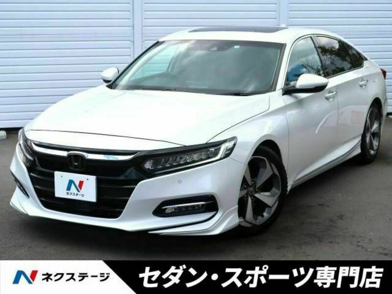 HONDA　ACCORD HYBRID