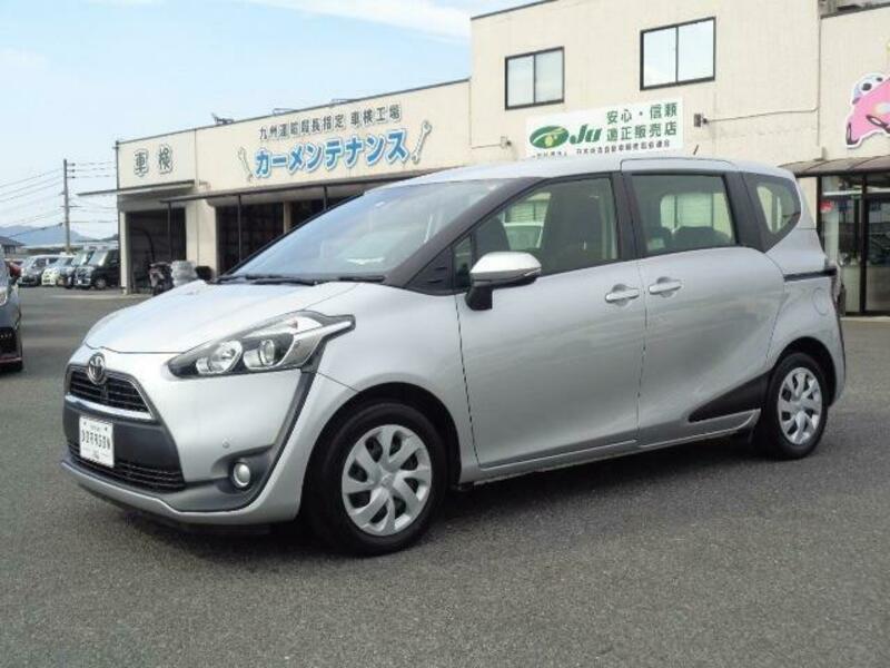 TOYOTA　SIENTA