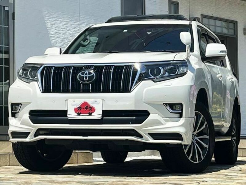 TOYOTA　LAND CRUISER PRADO