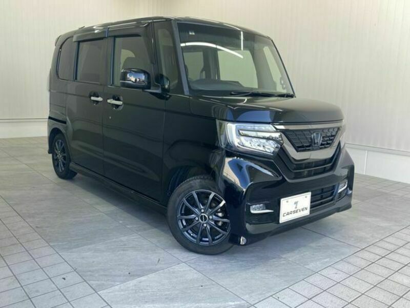 HONDA　N BOX CUSTOM