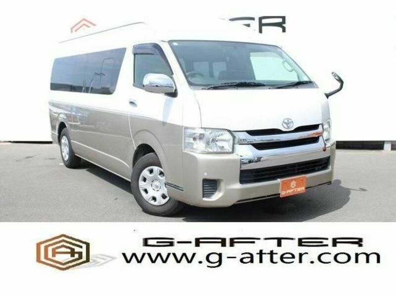 TOYOTA　HIACE