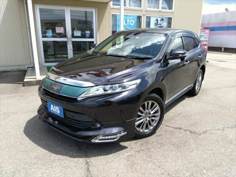 TOYOTA　HARRIER