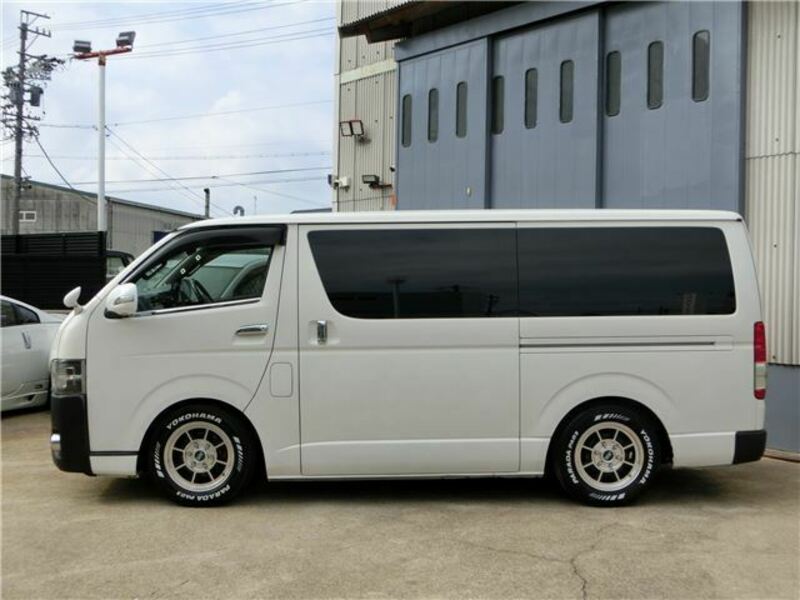 HIACE-9