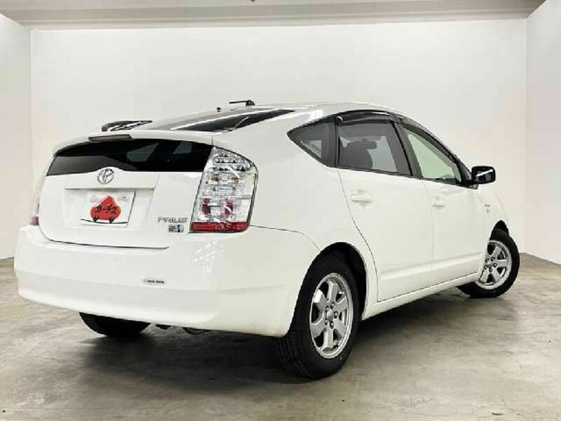 PRIUS-2