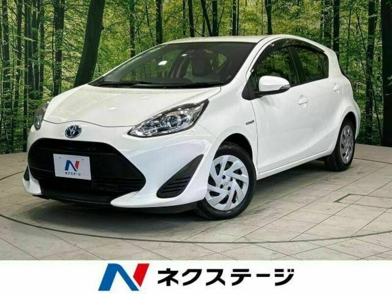 TOYOTA　AQUA