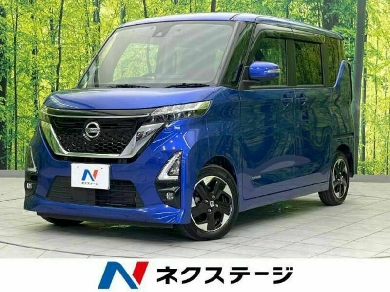 NISSAN　ROOX