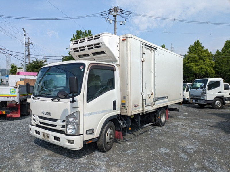 ISUZU　ELF