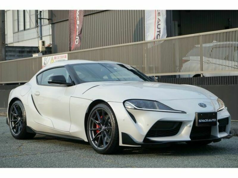 TOYOTA　SUPRA