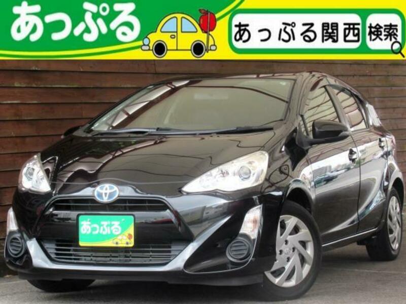 TOYOTA　AQUA