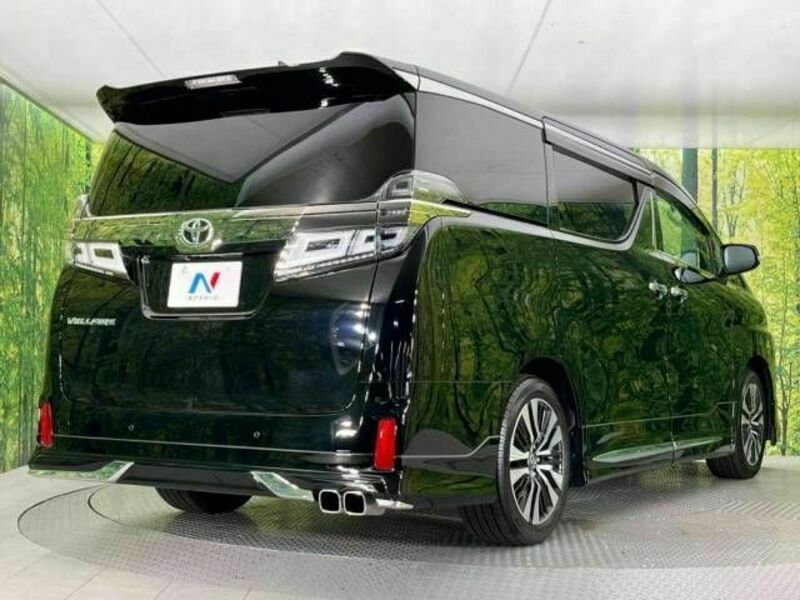 VELLFIRE-18