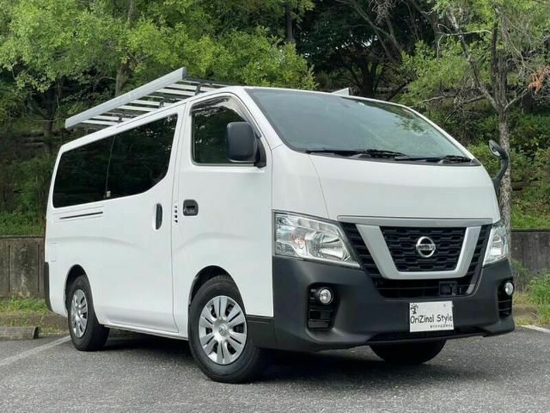 NISSAN　NV350 CARAVAN