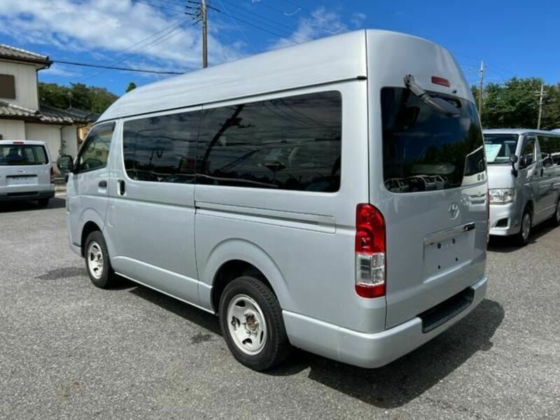 HIACE VAN-4