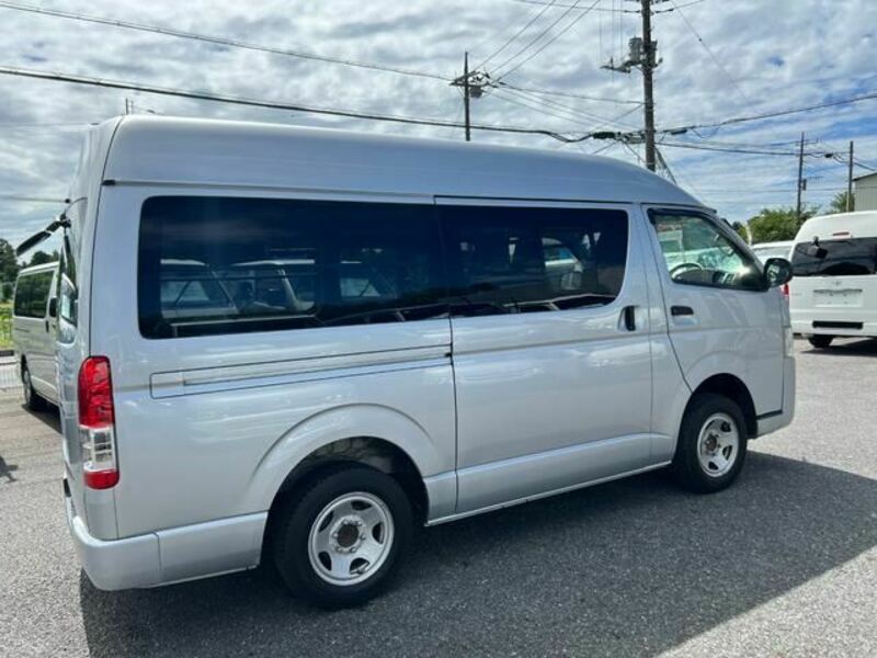 HIACE VAN-7