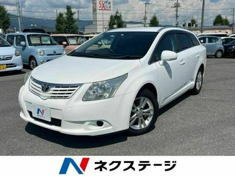 TOYOTA　AVENSIS WAGON