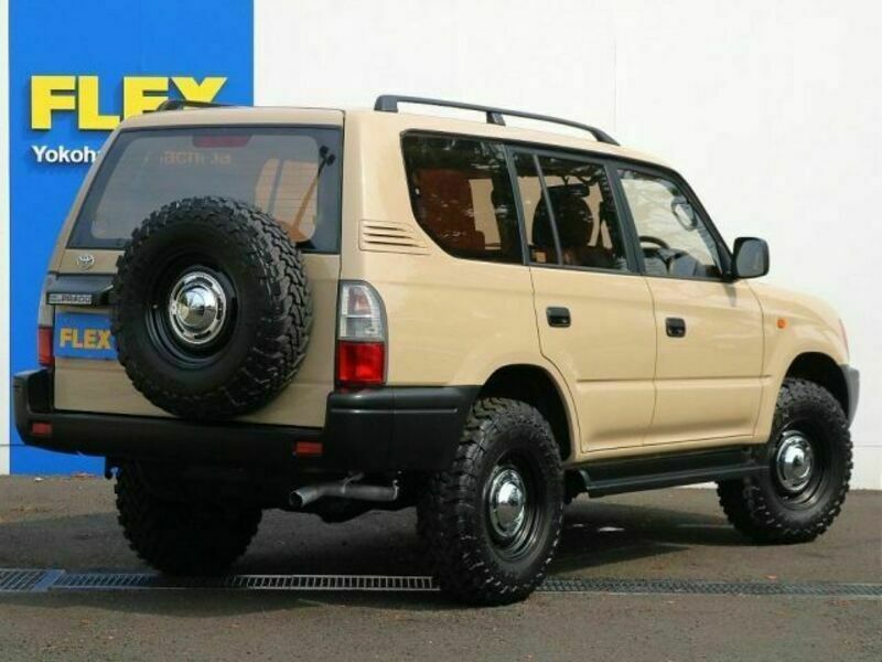 LAND CRUISER PRADO-1