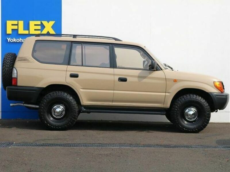 LAND CRUISER PRADO-3