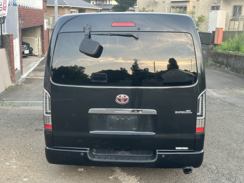 HIACE VAN-18