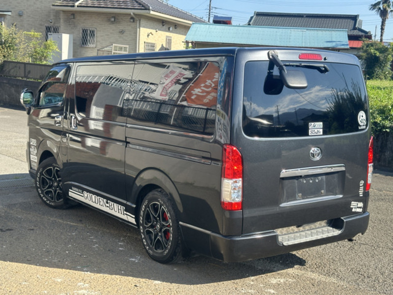 HIACE VAN-1