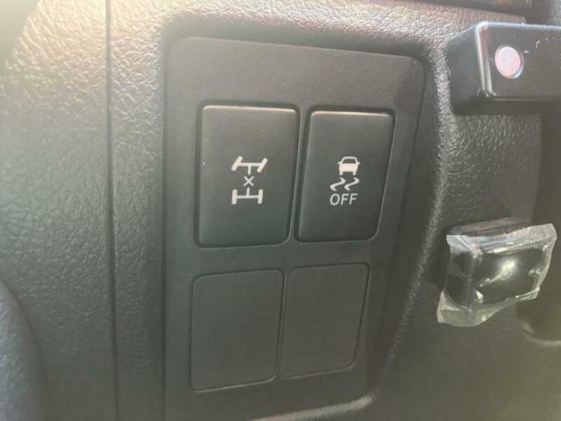 LAND CRUISER-17