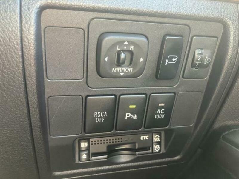 LAND CRUISER-14
