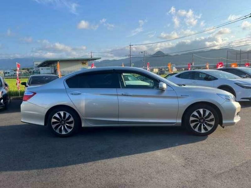 ACCORD HYBRID-6