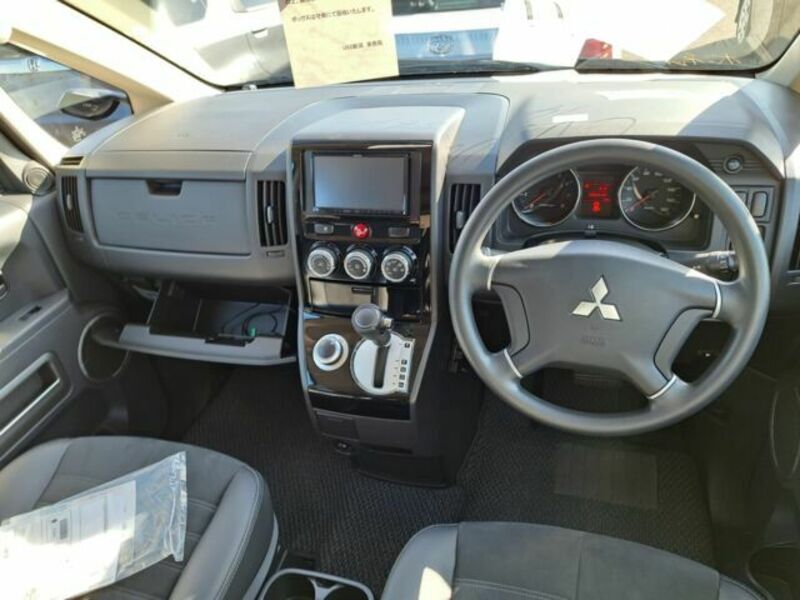 DELICA D5